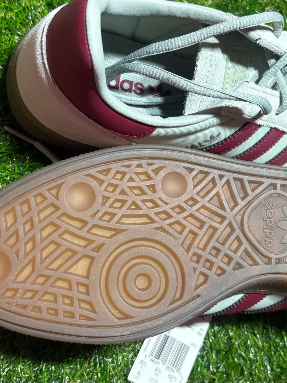 adidas Spezial Men's mint & Burgundy Casual Sneakers men’s 8, women’s 8